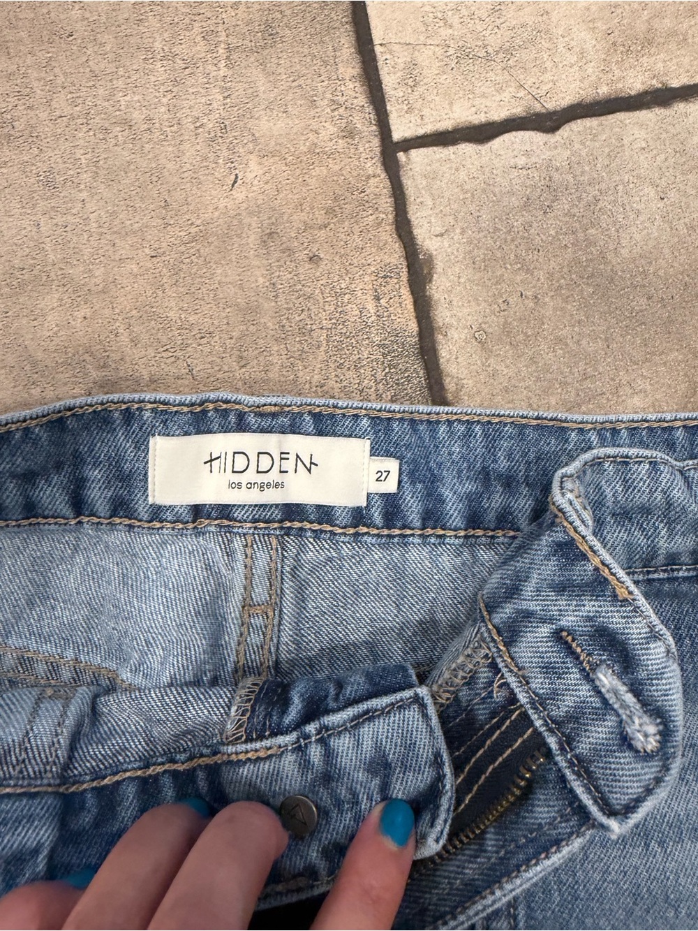 Light Blue Women's Wide-Leg Denim Jeans - Picture 3 of 4